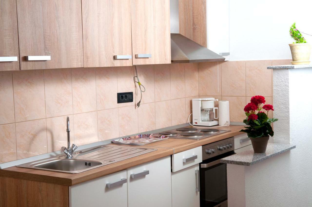 Apartment Kraljevic Blato na Cetini Екстер'єр фото